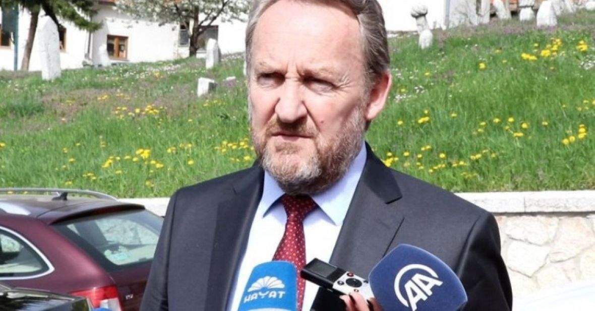 Izetbegović: Pravit ćemo haubice, puške i dronove, a nećemo kupovati avione